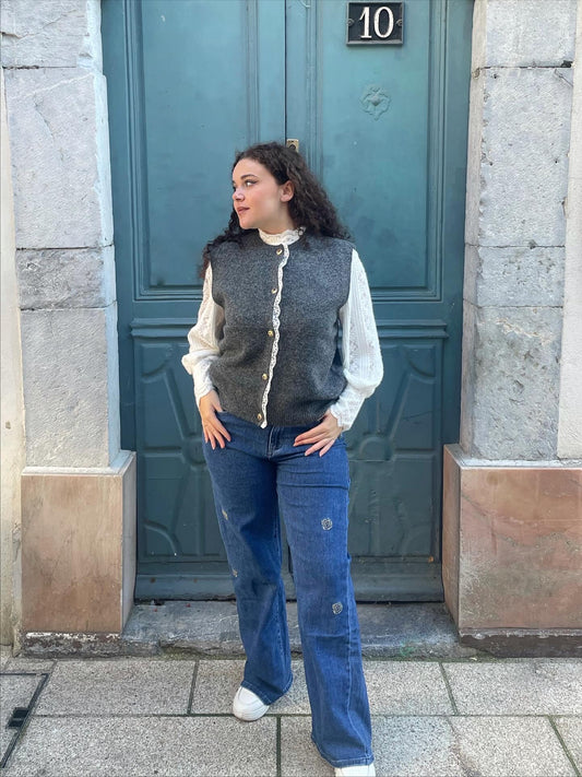 Pull gilet avec dentelle