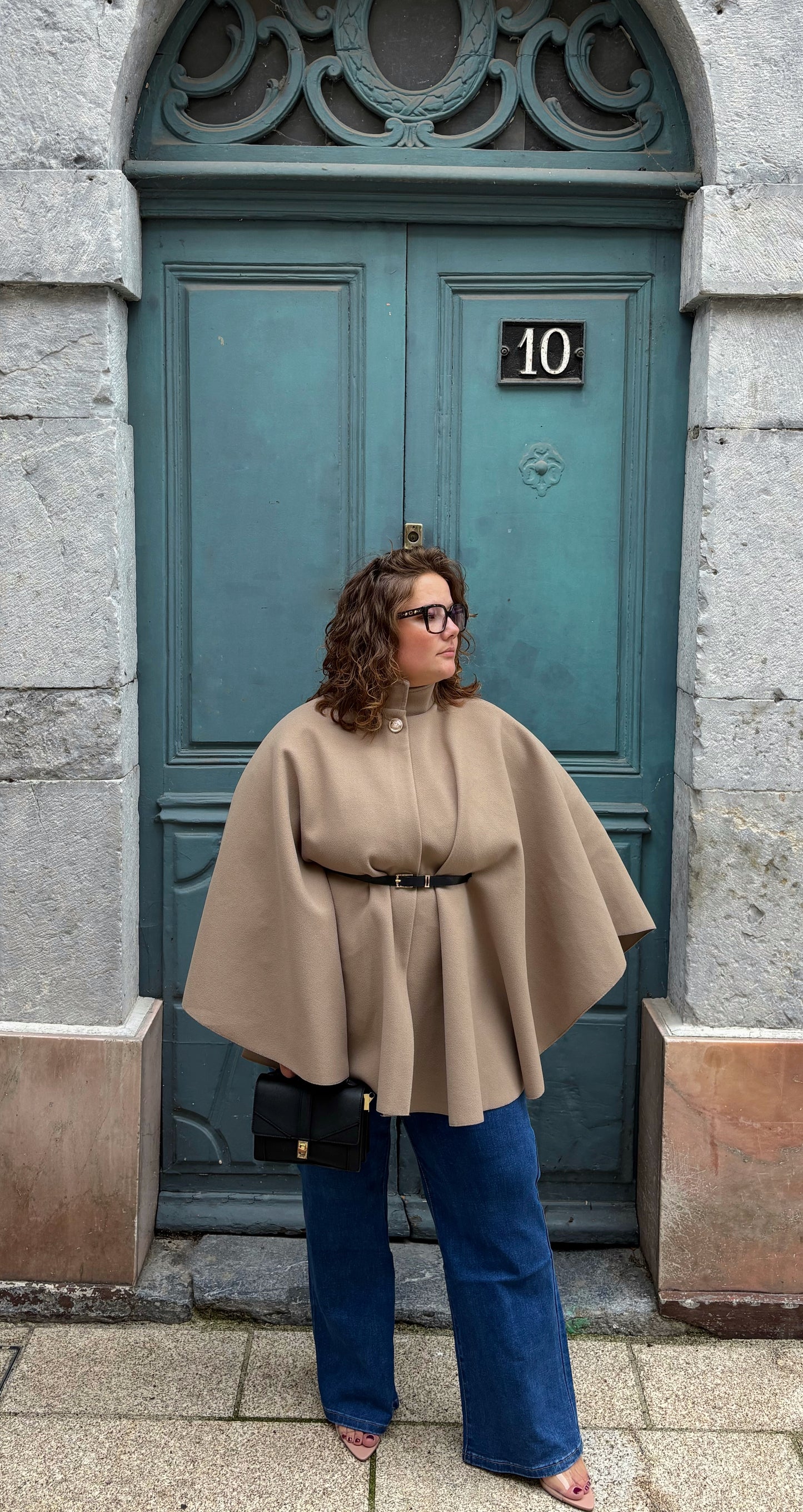 Capes
