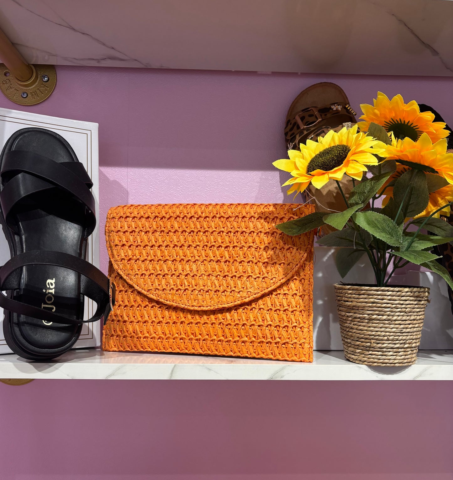 Pochettes en raphia